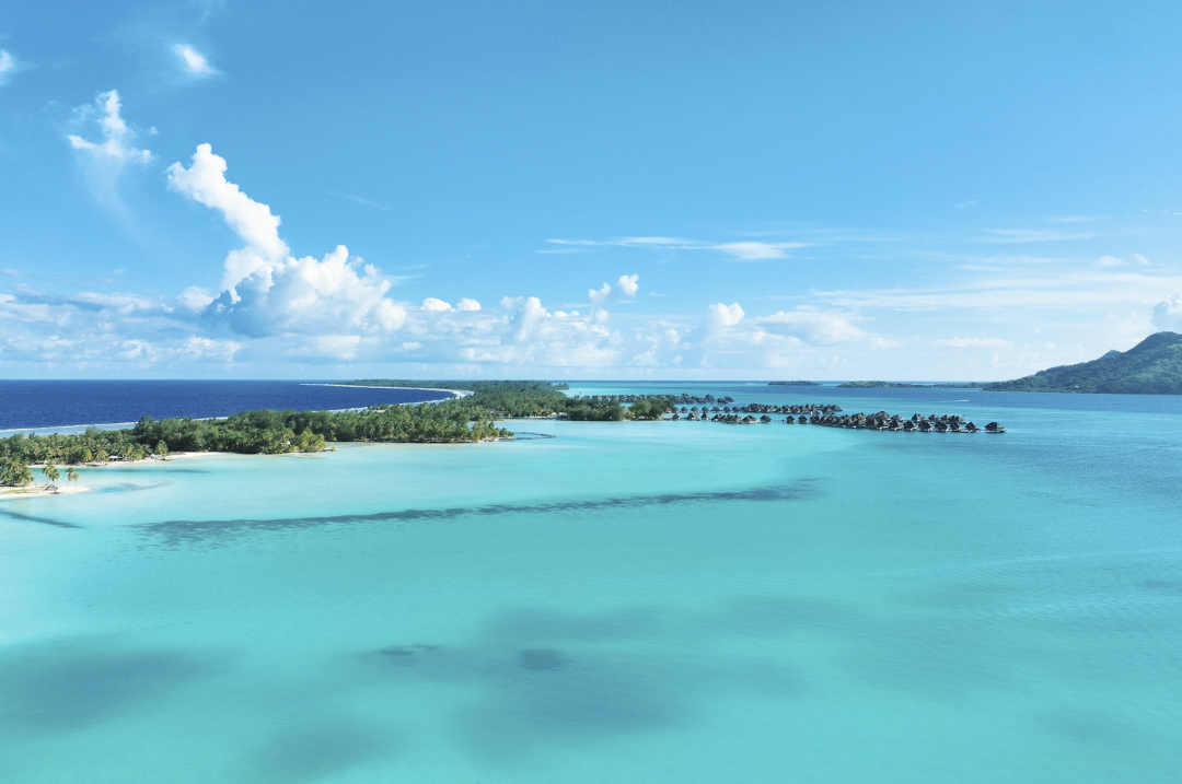 4x4 jeep on Bora Bora's mountain road
