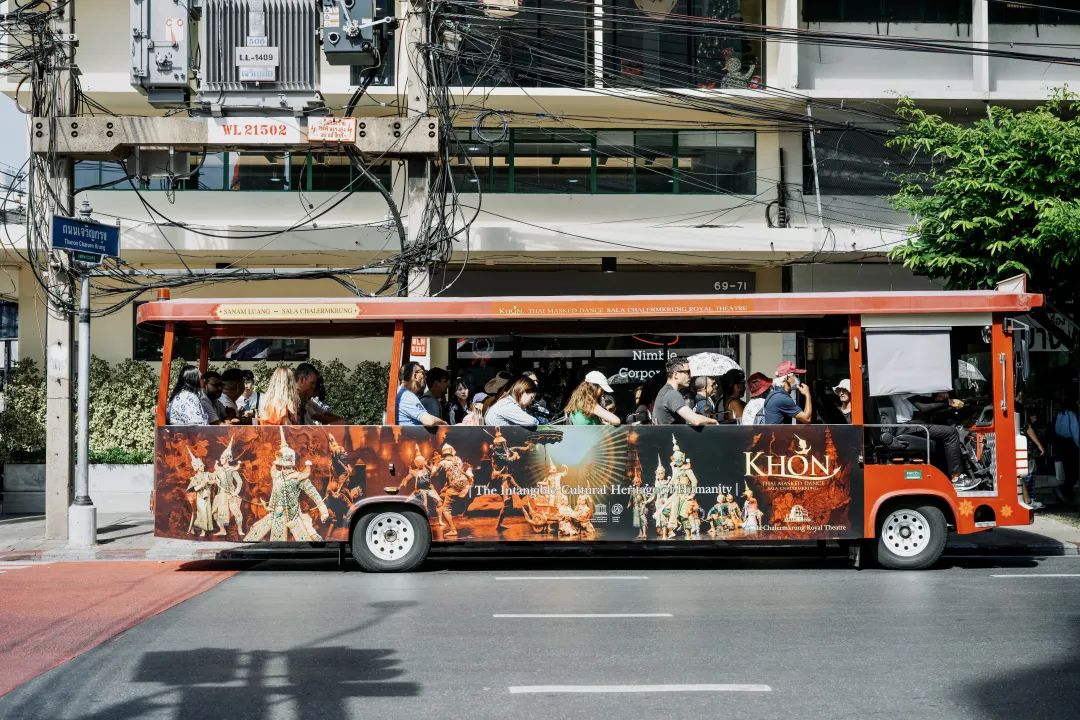 Giant Buddha at Wat Paknam