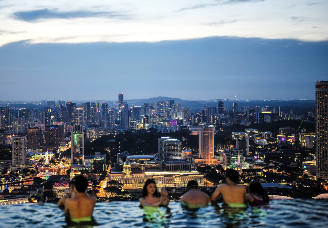 Singapore Travel Tips: Etiquette and Weather